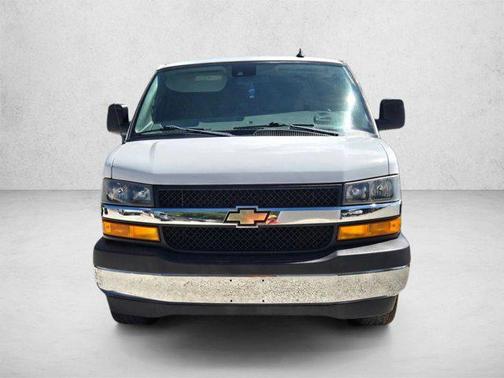 Summit White 2020 Chevrolet Express 3500 RWD 3500 Extended Wheelbase LT
