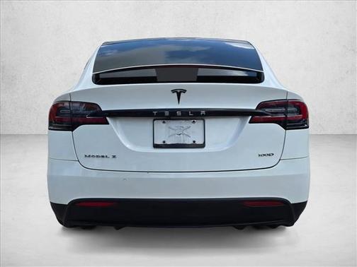 Pearl White Multi-Coat 2018 Tesla Model X 100D