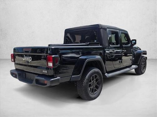 Black Clearcoat 2023 Jeep Gladiator Overland