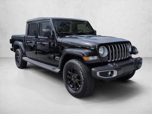 Black Clearcoat 2023 Jeep Gladiator Overland