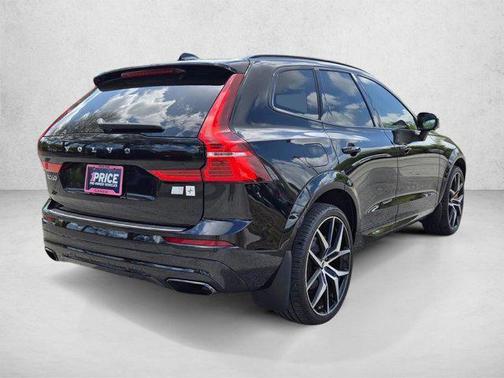 Onyx Black Metallic 2020 Volvo XC60 Recharge Plug-In Hybrid T8 Polestar