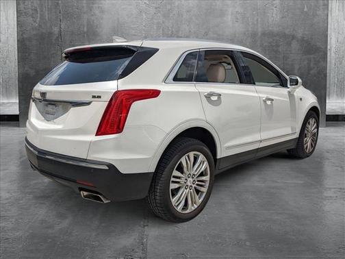 2018 Cadillac XT5 Premium Luxury