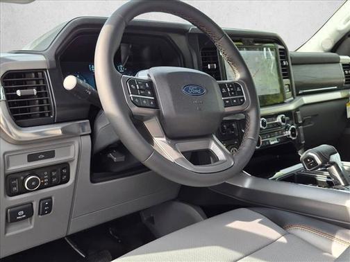 Star White Metallic Tri-Coat 2026 Ford F-150 Lariat