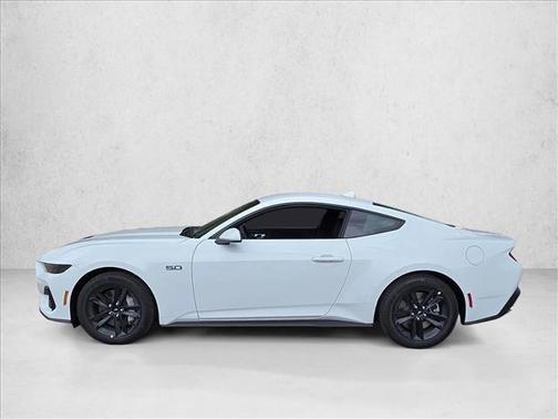 Oxford White 2026 Ford Mustang GT