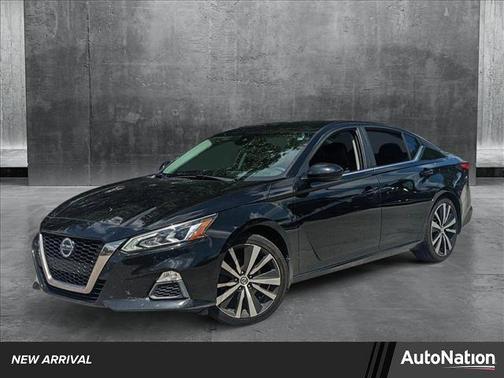 2020 Nissan Altima SR FWD