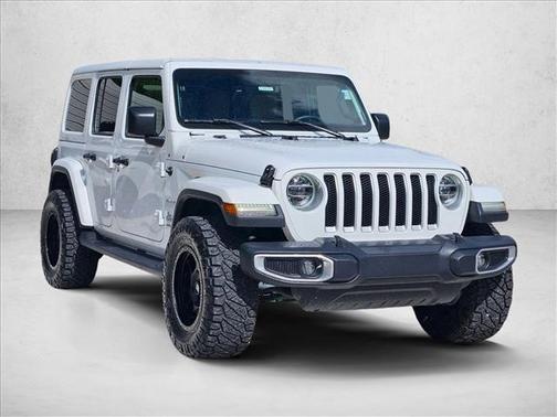 Bright White Clearcoat 2018 Jeep Wrangler Unlimited Sahara