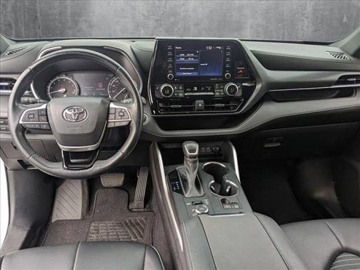 2022 Toyota Highlander XSE
