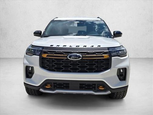 Star White Metallic Tri-Coat 2026 Ford Explorer Tremor