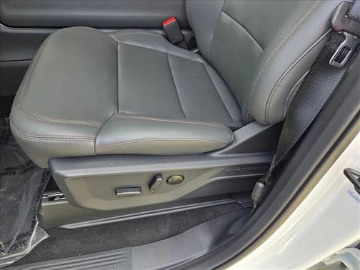 2025 Ford Expedition Max Active 4x4