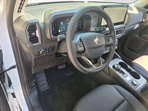 Oxford White 2026 Ford Bronco Sport Outer Banks