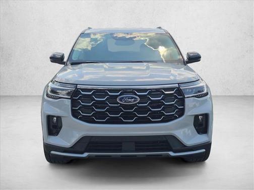 Space White Metallic 2026 Ford Explorer Platinum