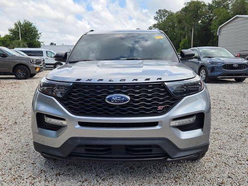 Iconic Silver Metallic 2020 Ford Explorer ST