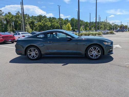 2016 Ford Mustang EcoBoost Premium