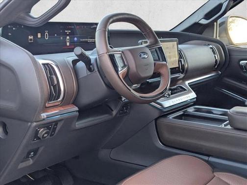 2025 Ford Expedition King Ranch