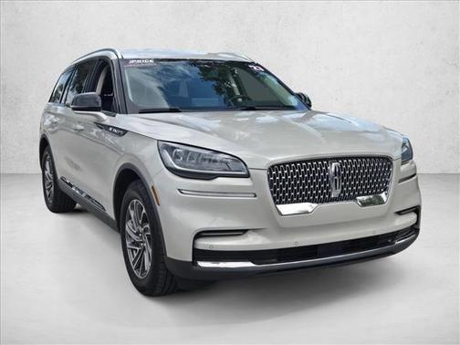 Ceramic Pearl Metallic Tri-Coat 2023 Lincoln Aviator Standard