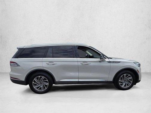 Ceramic Pearl Metallic Tri-Coat 2023 Lincoln Aviator Standard