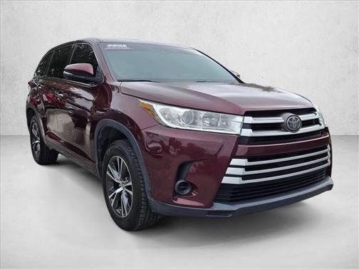 2017 Toyota Highlander LE I4