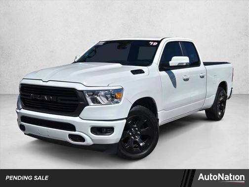 Bright White Clearcoat 2019 RAM 1500 Big Horn