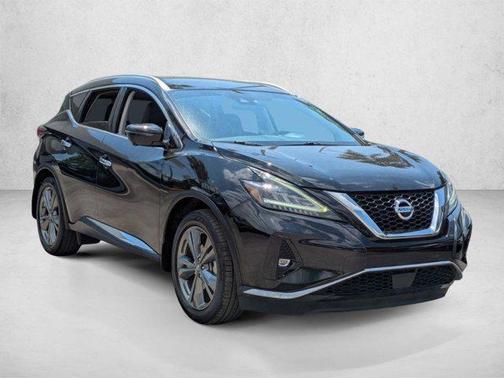 Magnetic Black Pearl 2019 Nissan Murano Platinum