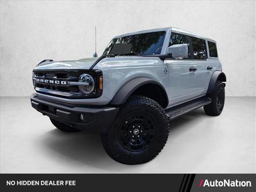 Avalanche Gray 2026 Ford Bronco Outer Banks