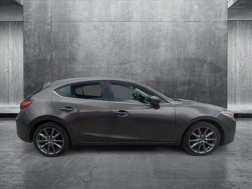 2018 Mazda Mazda3 Touring