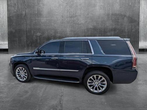 2018 Cadillac Escalade Luxury