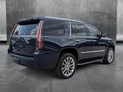 2018 Cadillac Escalade Luxury