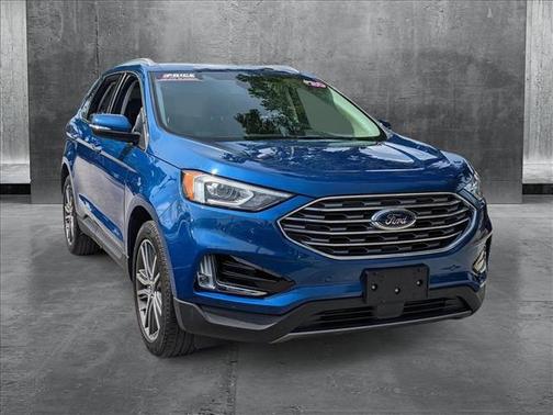 2020 Ford Edge Titanium