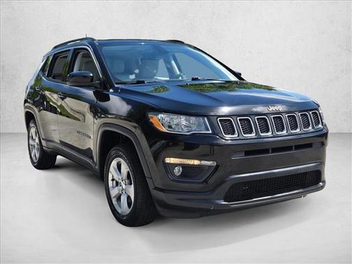Diamond Black Crystal Pearlcoat 2021 Jeep Compass Latitude