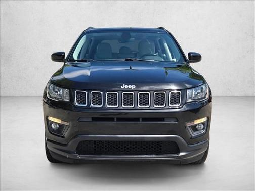 Diamond Black Crystal Pearlcoat 2021 Jeep Compass Latitude