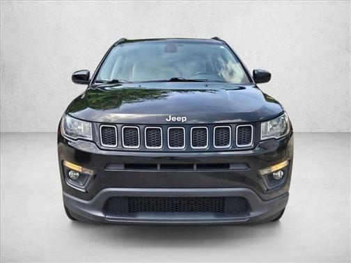 Diamond Black Crystal Pearlcoat 2021 Jeep Compass Latitude