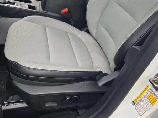 2025 Ford Escape PHEV Base