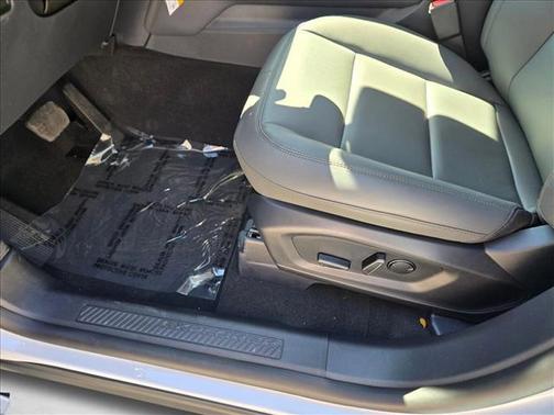 2026 Ford Explorer Active (200A)