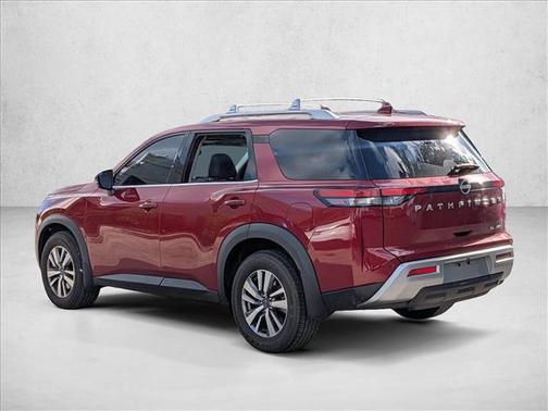 2023 Nissan Pathfinder SL 4WD