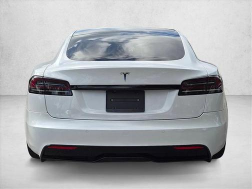 Pearl White Multi-Coat 2022 Tesla Model S Dual Motor All-Wheel Drive