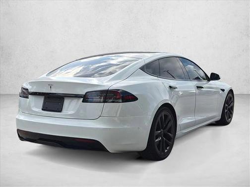 Pearl White Multi-Coat 2022 Tesla Model S Dual Motor All-Wheel Drive