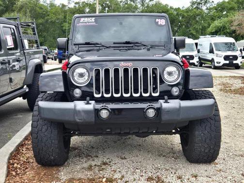 Black Clearcoat 2018 Jeep Wrangler JK Unlimited Sahara