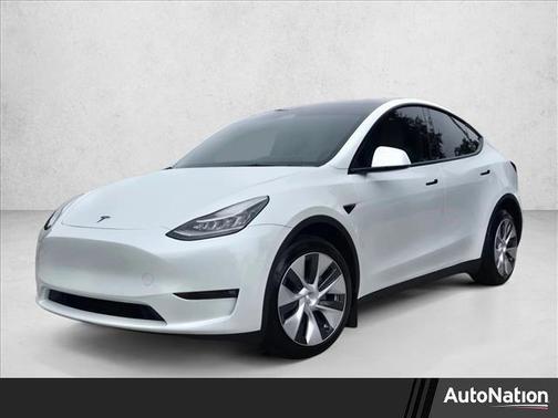 2022 Tesla Model Y Long Range Dual Motor All-Wheel Drive