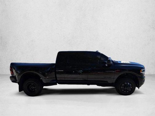 Diamond Black Crystal Pearlcoat 2024 RAM 3500 Laramie Mega Cab 4x4 6'4' Box