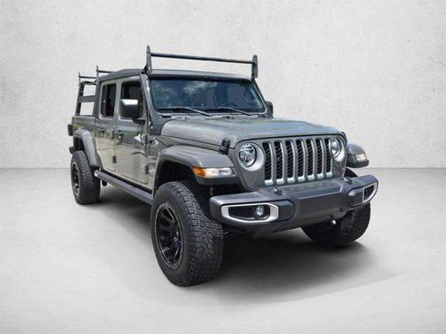Sting-Gray Clearcoat 2022 Jeep Gladiator Overland