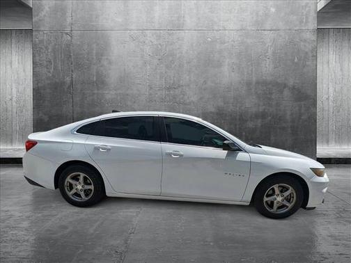 2016 Chevrolet Malibu LS