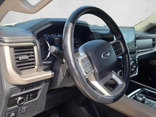 2023 Ford Expedition Max XLT