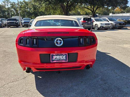 2014 Ford Mustang V6