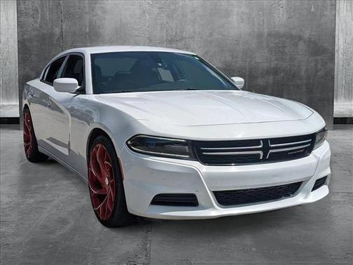 2016 Dodge Charger SE