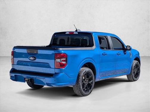 2026 Ford Maverick Lobo Standard