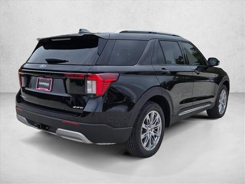 Agate Black Metallic 2026 Ford Explorer Platinum