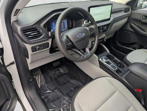 oxford white 2026 Ford Escape Active