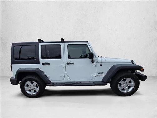 Bright White Clearcoat 2015 Jeep Wrangler Unlimited Sport