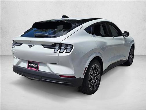 Star White Metallic Tri-Coat 2026 Ford Mustang Mach-E Premium