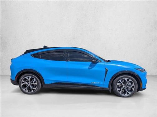 Grabber Blue Metallic 2022 Ford Mustang Mach-E Premium